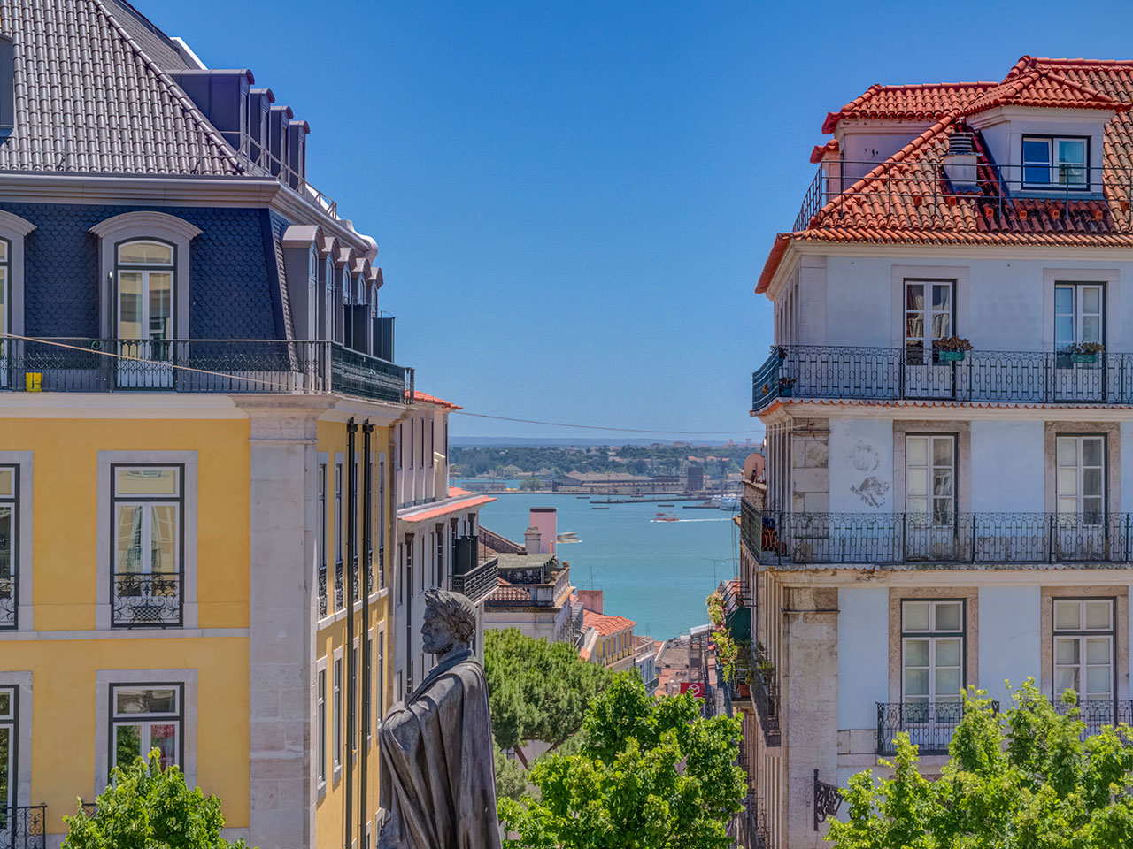 Lisboa tem sempre Encanto.